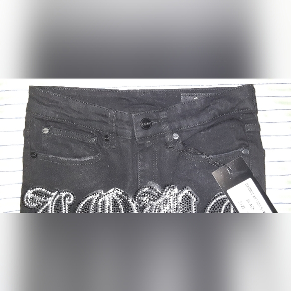 L.O.V.E. barbwire hearts, black, blinged LOVE, size 28, new, jeans - Picture 3 of 14